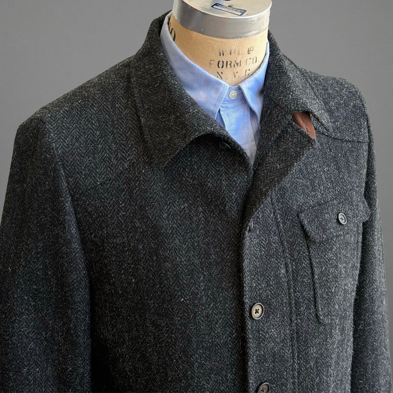 Sample: Grey Herringbone Harris Tweed Ranger Size 40