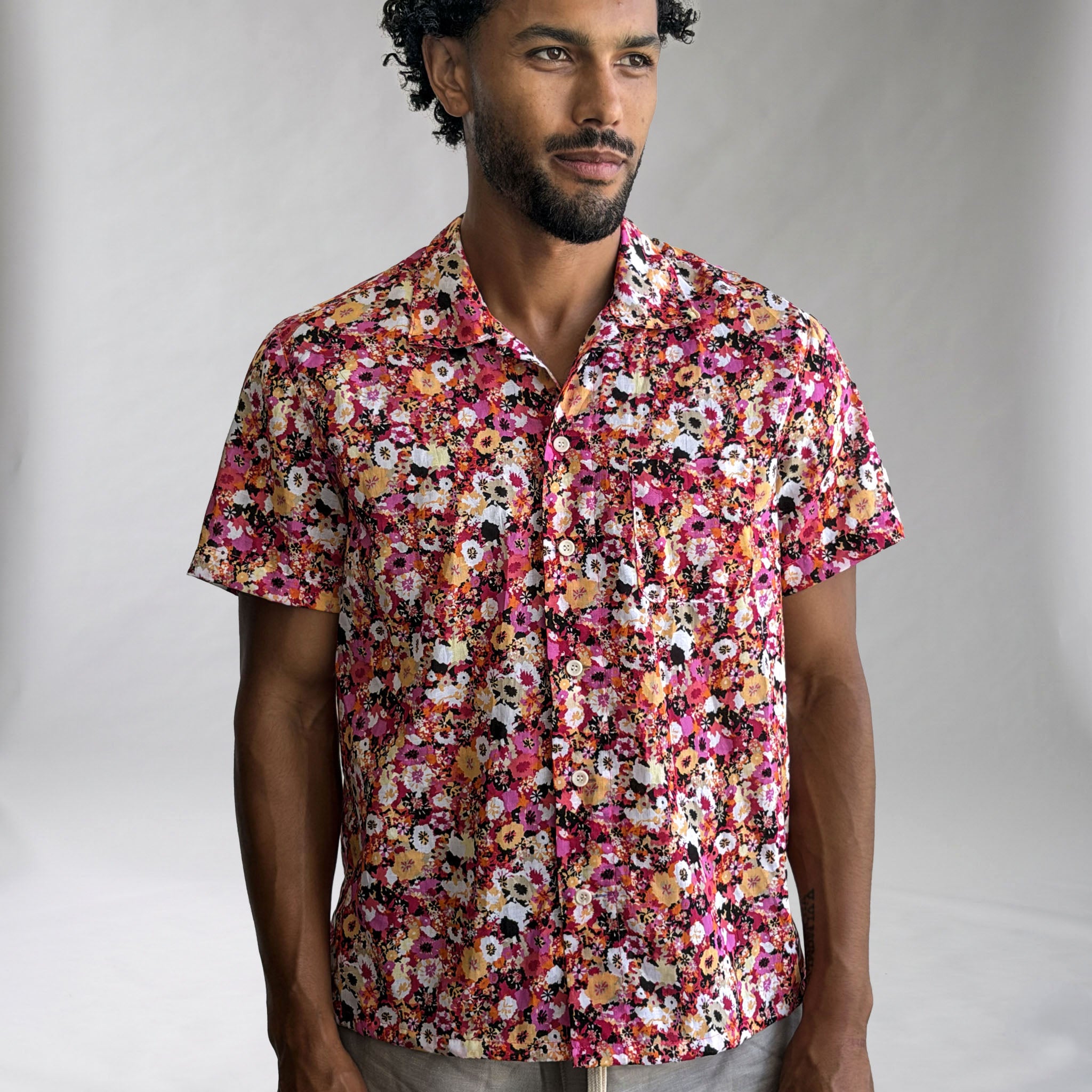 Riviera Magenta Poppies Poplin Short Sleeve Shirt